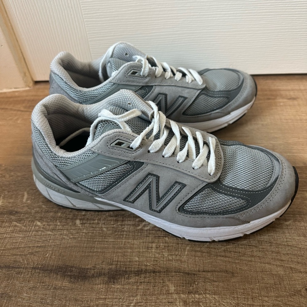 New balance 990v5